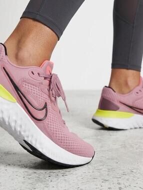 Nike Renew Run 2 Pink Running Shoes Sneakers Women's Size 11.5 EUR 44 NICE